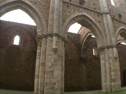 Stracuzzi abbazia-di-san-galgano-arcata-arco-gotico